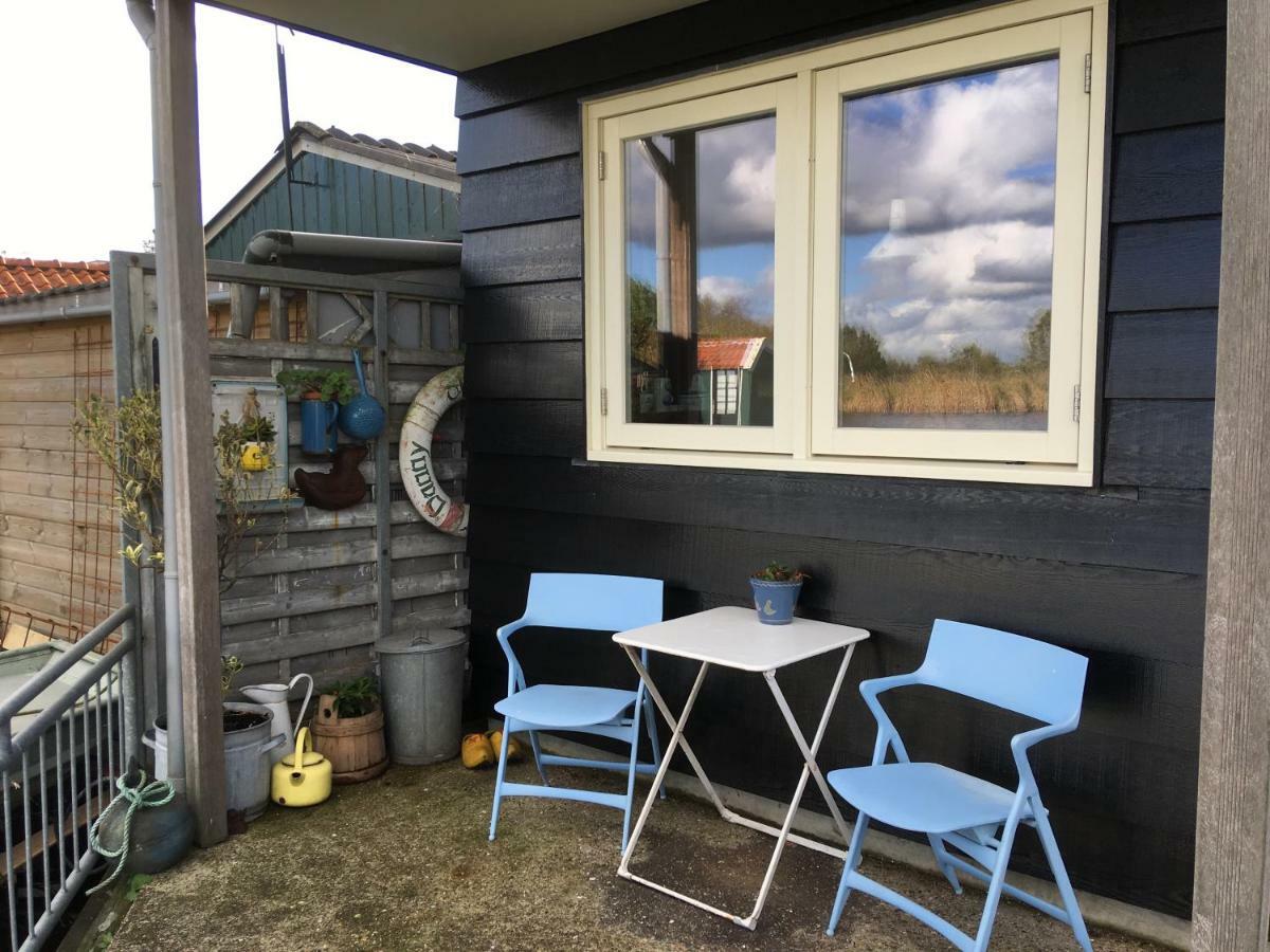 Отель Het Pulletje Westzaan Экстерьер фото
