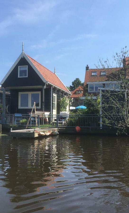 Отель Het Pulletje Westzaan Экстерьер фото